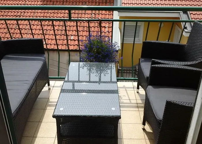 Burich Μακάρσκα